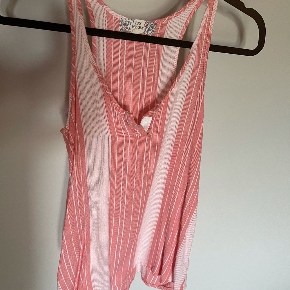 Pink Republic Coral tank top XS